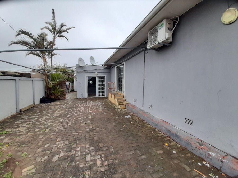 4 Bedroom Property for Sale in Cambridge West Eastern Cape